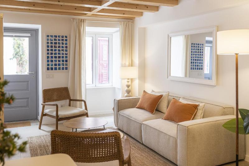 Cascais Petit Bijou by CadenzaLux - image 6
