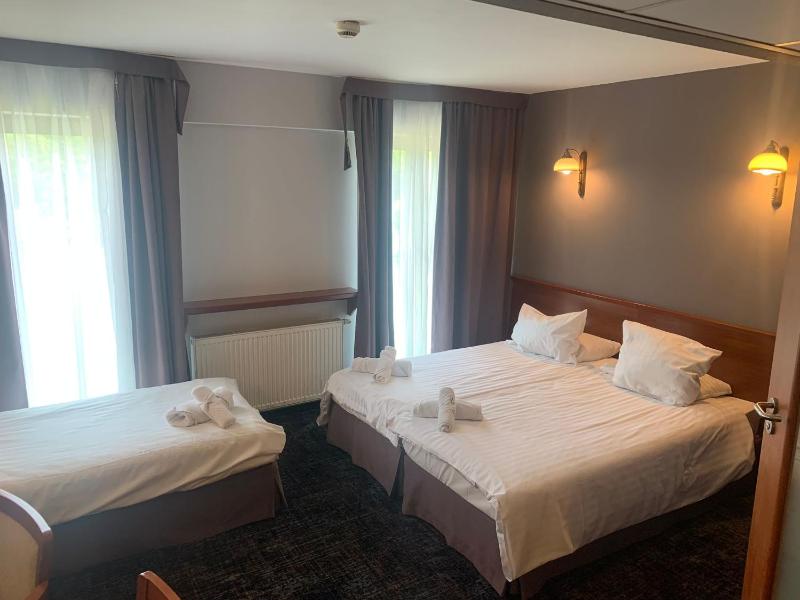 Triple Room image 1