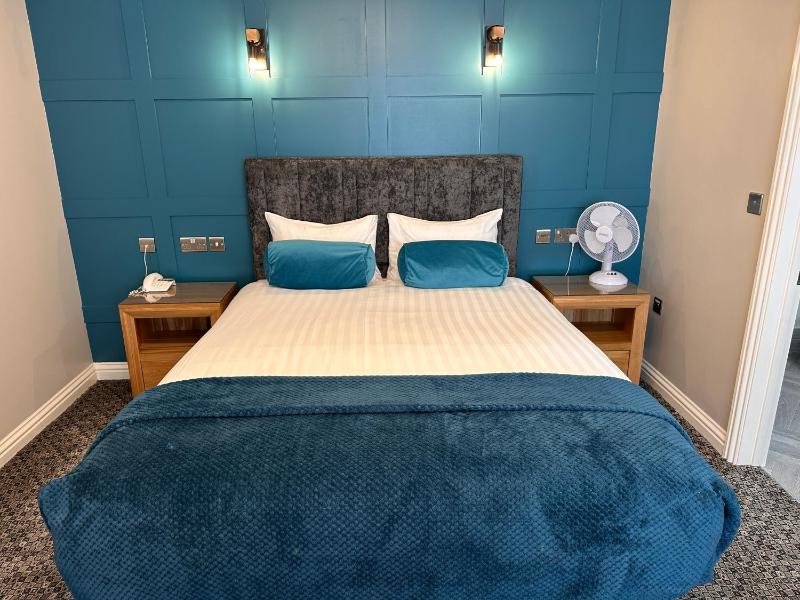 Executive Room image 4