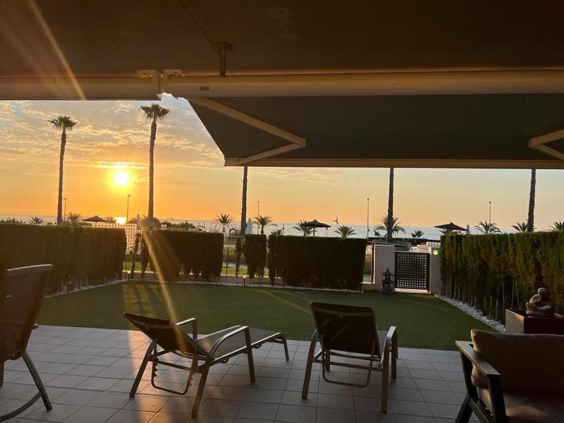 Apartment with Sea View image 1