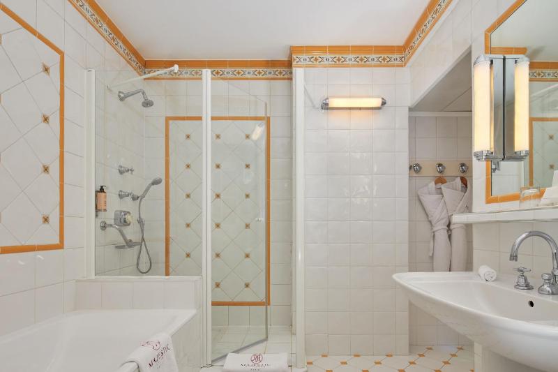 Majestic Suite image 3