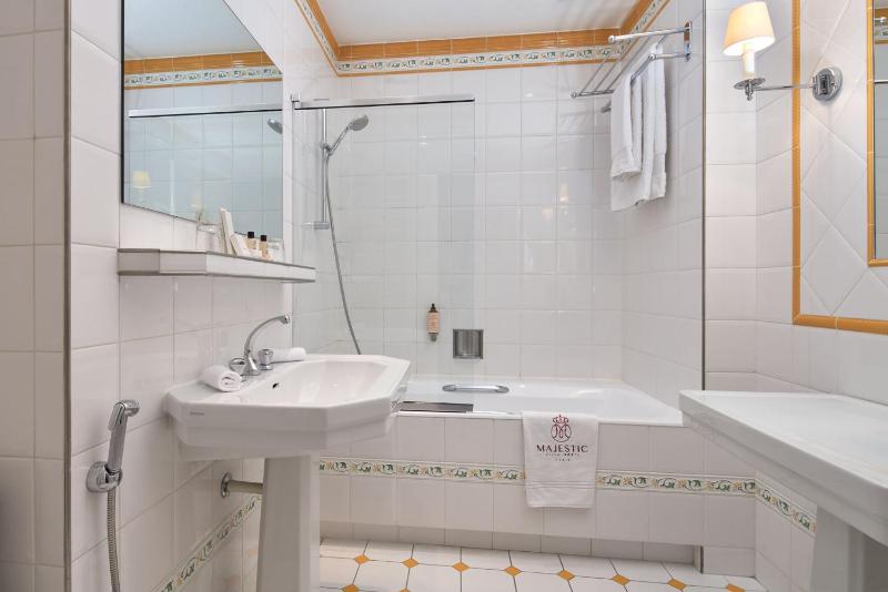 Majestic Suite image 2