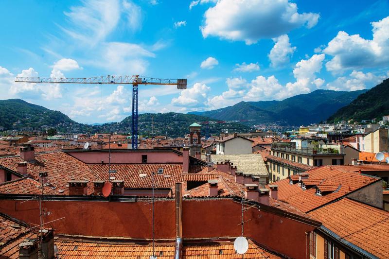 Bonanomi Como by Quokka 360 - Rooftop Terrace with Duomo View - image 19