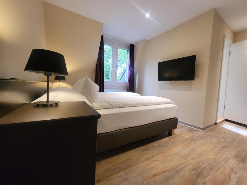 Duplex Two Bedroom Apartment image 3