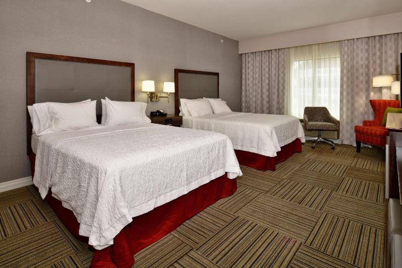 Room with Two Queen Beds - Non-Smoking image 3