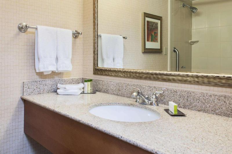Junior Suite image 2