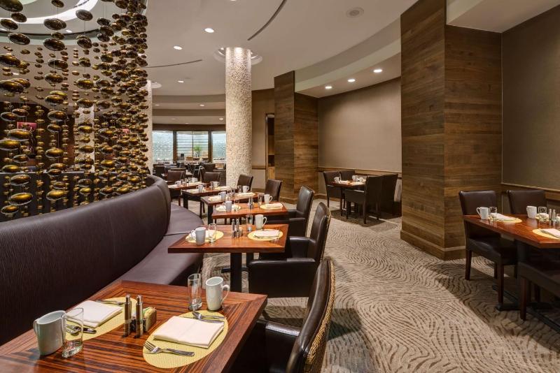 Hilton Houston Post Oak by the Galleria - image 2