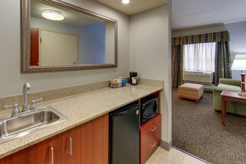 King Studio Suite with Kitchenette - Non-Smoking image 2