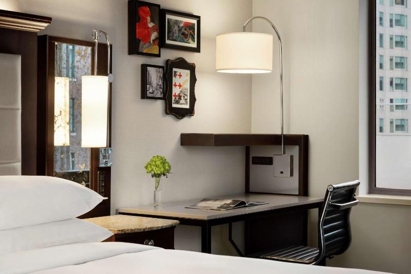 Hilton Checkers Los Angeles - image 16