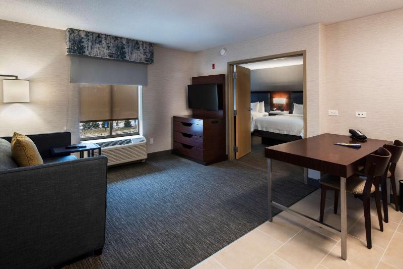 One-Bedroom Suite with Two Queen Beds - Non-Smoking image 1