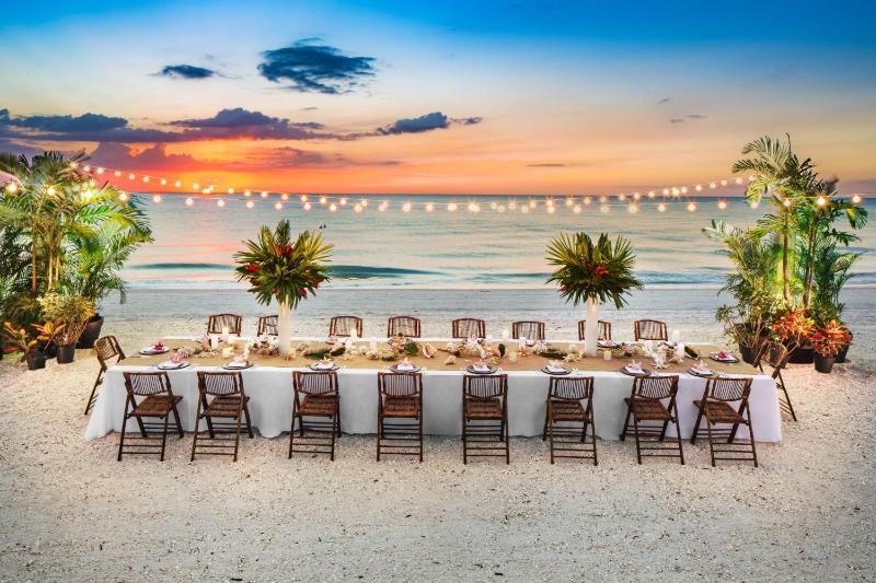 Hilton Marco Island Beach Resort and Spa - image 44
