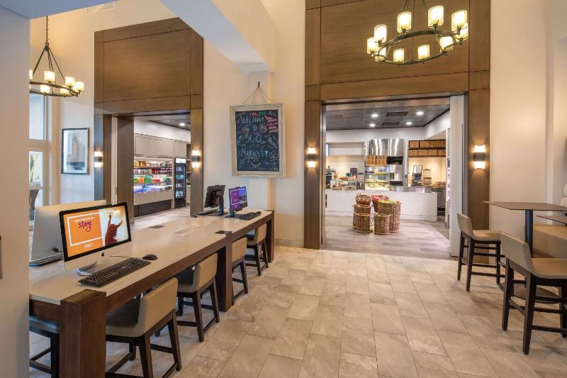 Hilton Marco Island Beach Resort and Spa - image 3