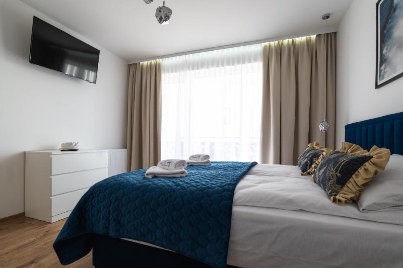 SOLEK Apartamenty hotelowe i pokoje gościnne ze śniadaniem przyjazne zwierzętom wyjątkowe z widokiem na Jezioro Jamno i w bardzo bliskiej odległości od morza - image 31