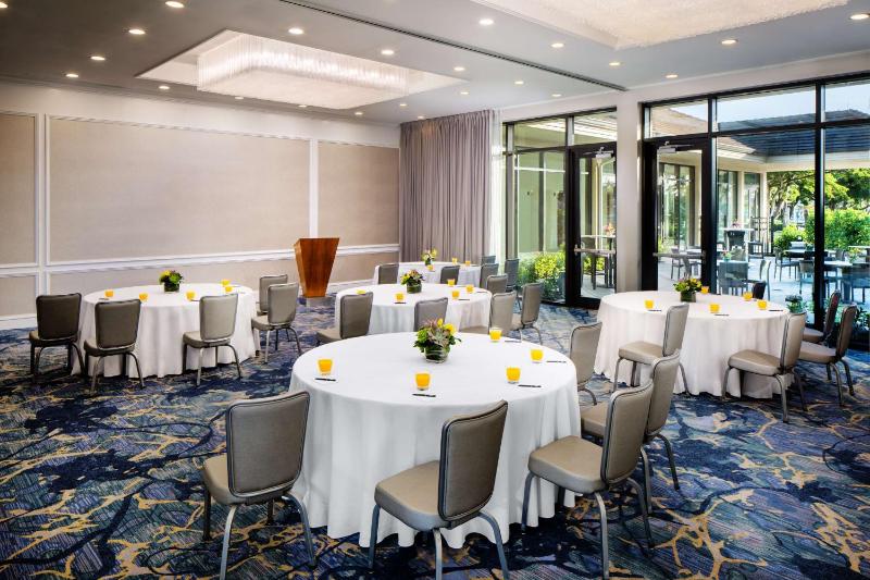 Hilton Marco Island Beach Resort and Spa - image 15