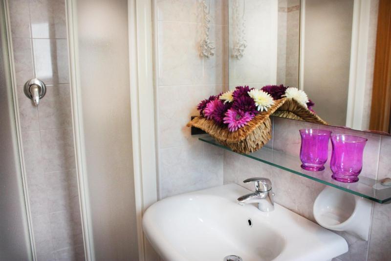 Superior Double Room image 2