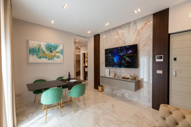 Ginex Luxury Suite Images