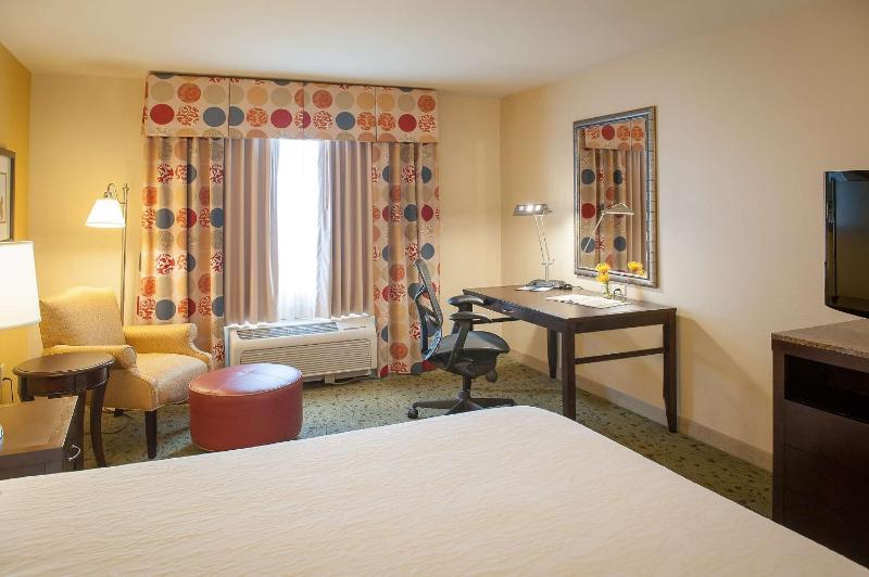 King Room image 4