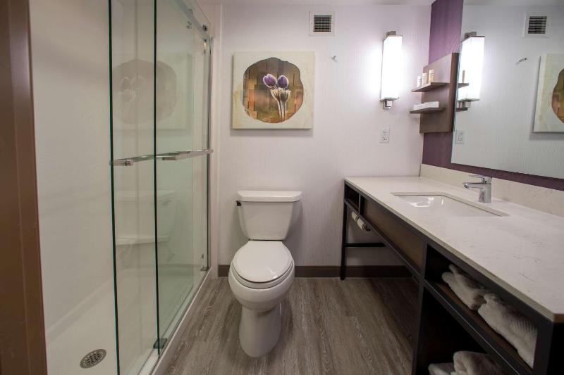 King Room image 2