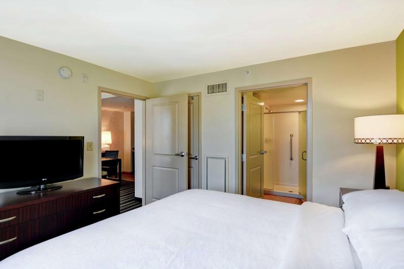 Two-Room King Suite - Non-Smoking image 2