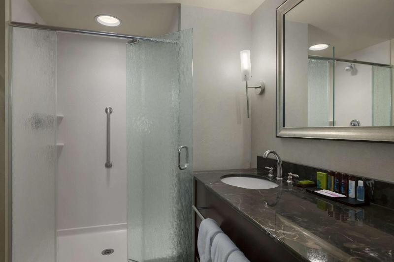 Two-Room King Suite - Non-Smoking image 4