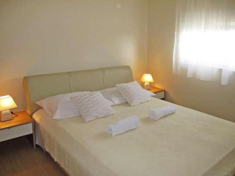 4 bedroom apartment with 3 bathrooms and private parking - Apartments Orange - image 19