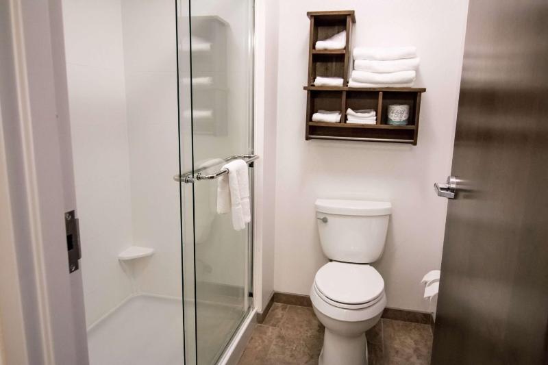 King Room - Non-Smoking image 1