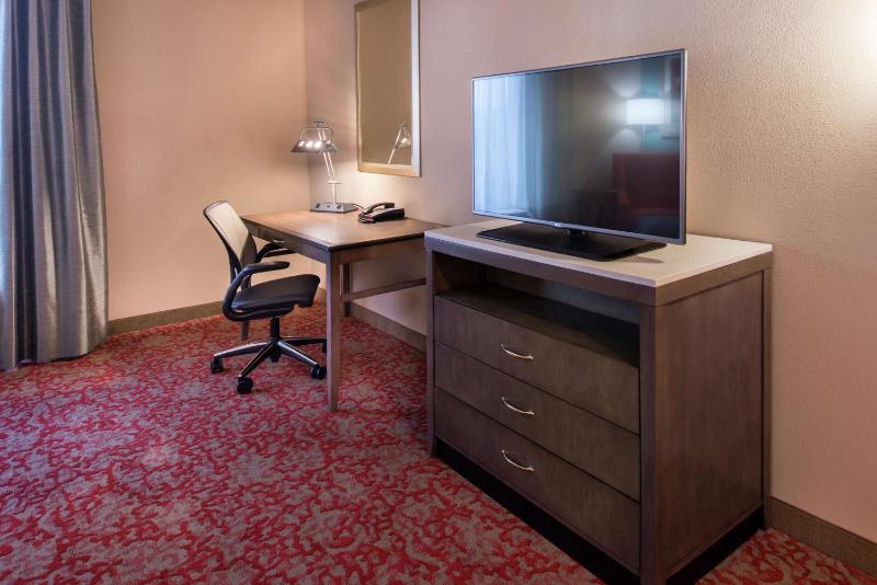 King Room image 3