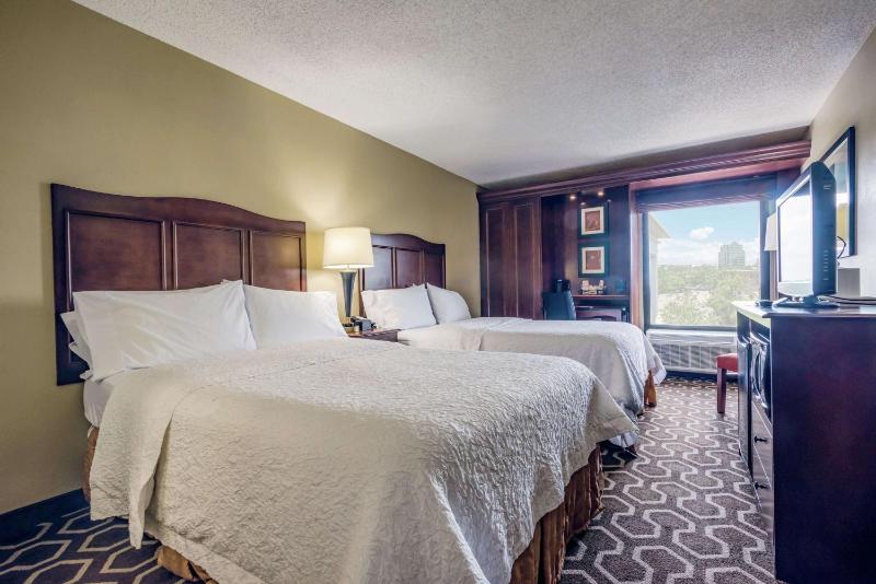 Double Room with Two Double Beds - Non-Smoking image 3