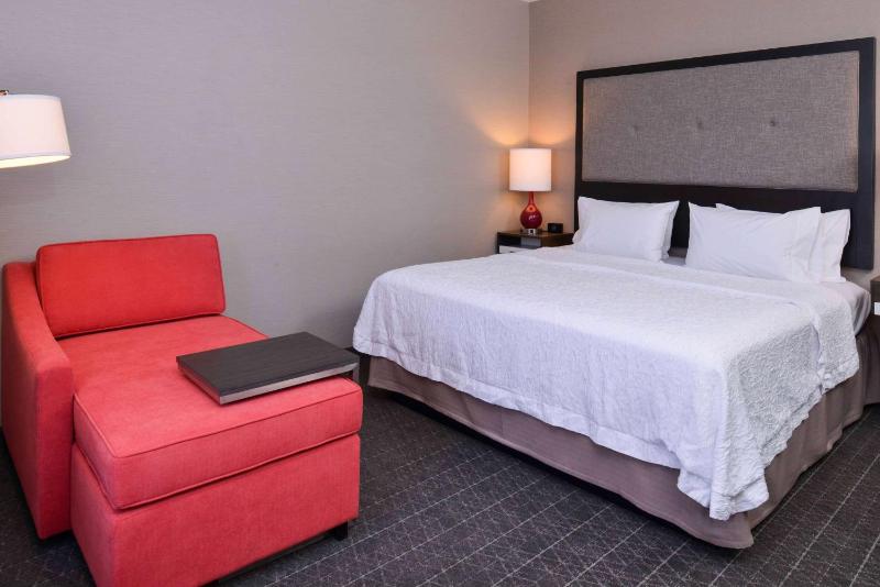 King Room - Non-Smoking image 1