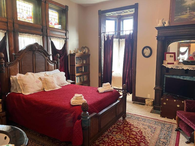 Mansion on The Mile B&B - image 25