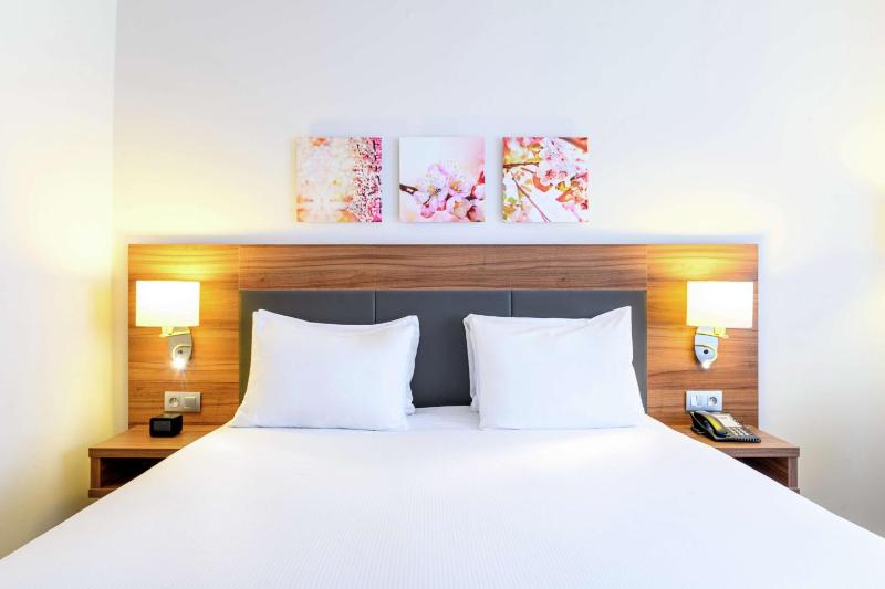 King Room image 1