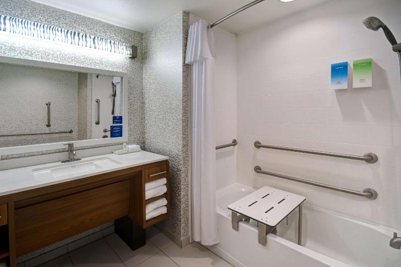 King Studio Suite - Mobility Access/Non-Smoking image 2