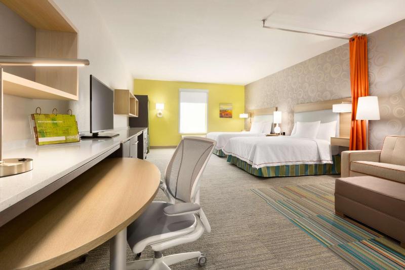 Studio Suite with Two Queen Beds - Hearing Access/Non-Smoking image 3