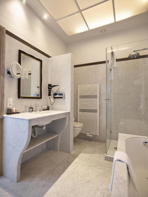  Executive Room with Canal View image 4