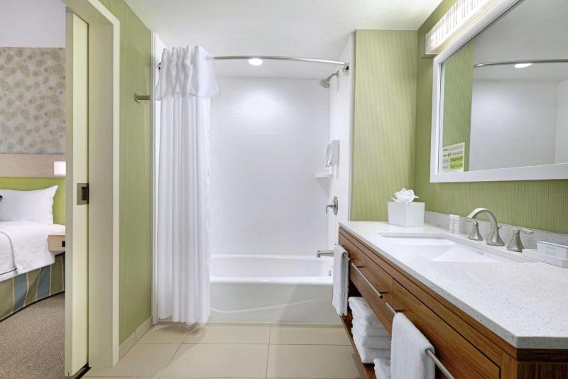 King Studio Suite - Non-Smoking image 3