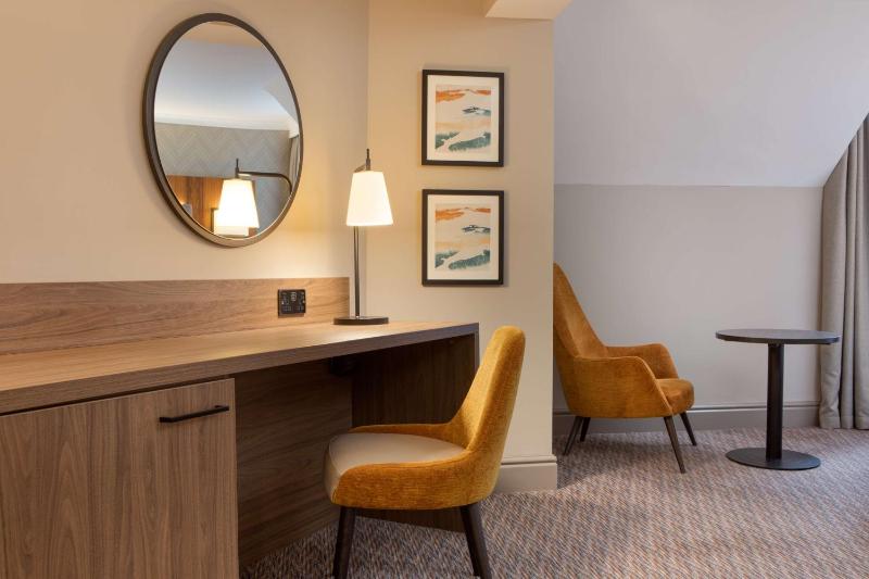 DoubleTree by Hilton Southampton - image 34