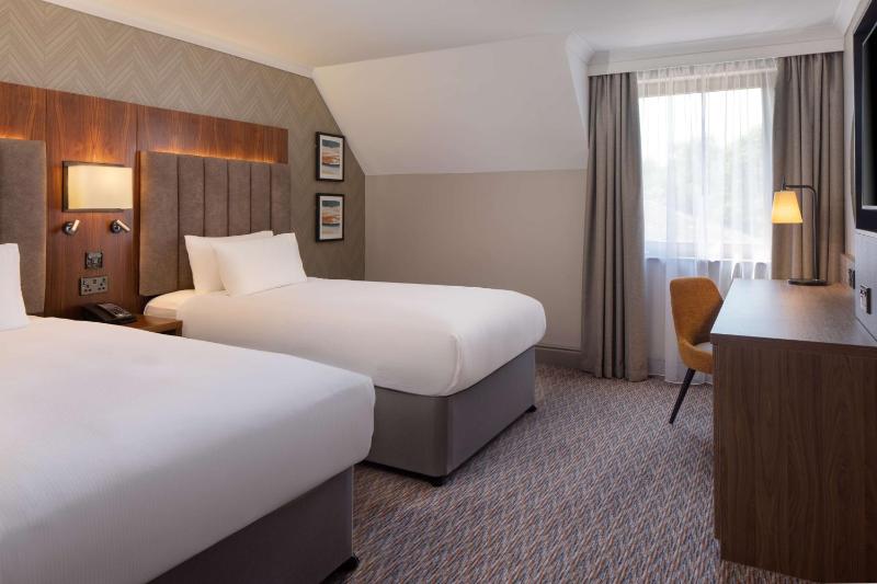 DoubleTree by Hilton Southampton - image 25