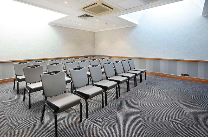 DoubleTree by Hilton Southampton - image 15