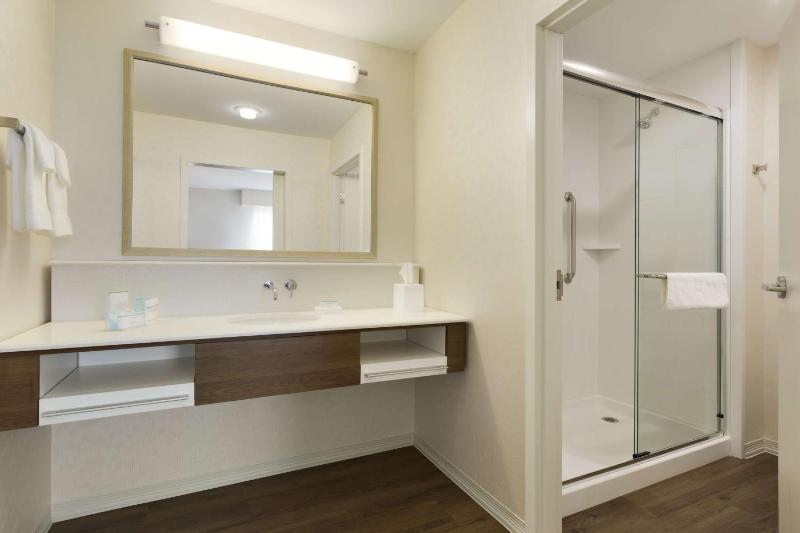 King Studio Suite - Non Smoking image 2
