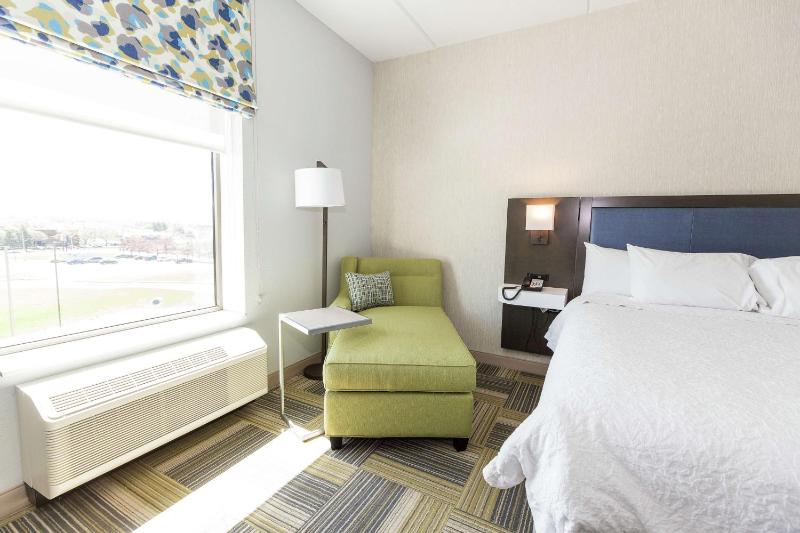 King Room - Non-Smoking image 1