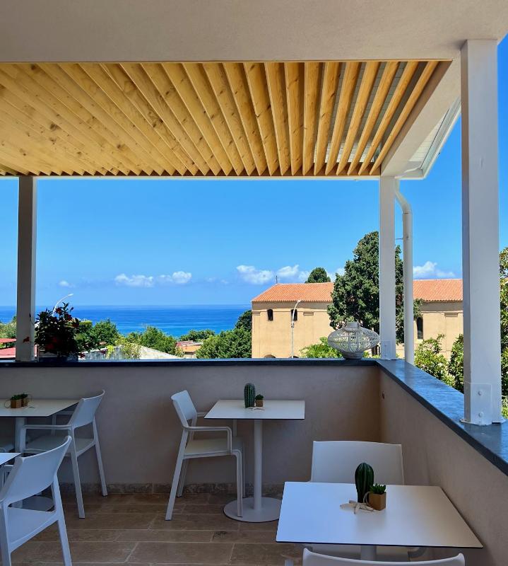 Kairos Tropea luxury rooms & pool - image 13