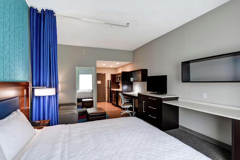King Studio Suite - Non-Smoking image 4