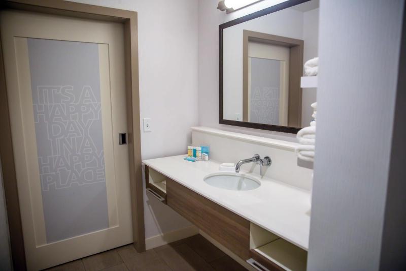 King Room image 2