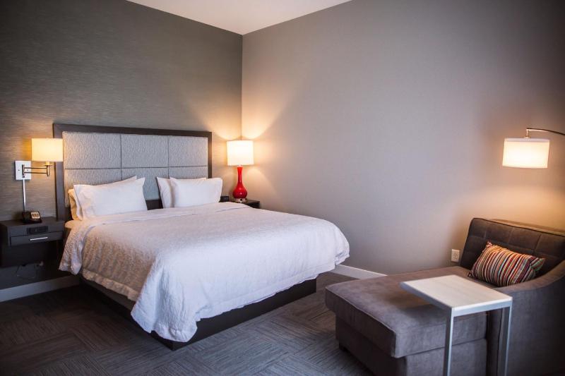 King Room image 4