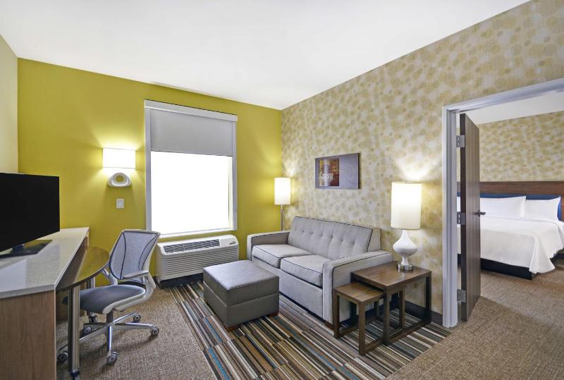 One-Bedroom King Suite - Non-Smoking image 1