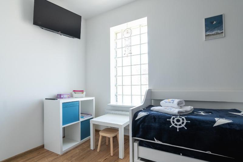 SOLEK Apartamenty hotelowe i pokoje gościnne ze śniadaniem przyjazne zwierzętom wyjątkowe z widokiem na Jezioro Jamno i w bardzo bliskiej odległości od morza - image 42