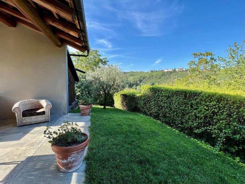 King Suite with Private Garden image 2