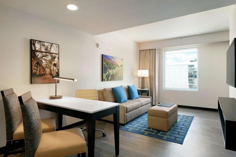Two-Room King Suite - Mobility/Hearing Accessible with Roll-In Shower image 3