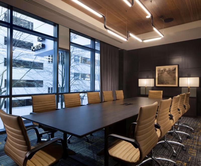 The Porter Portland Curio Collection By Hilton - image 5