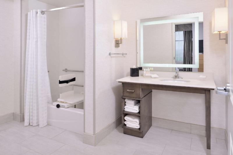 King Studio Suite - Mobility Access/Non-Smoking image 2